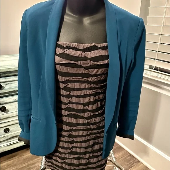 Mai Tai Strapless Black/Gray Striped Dress - Picture 6 of 7